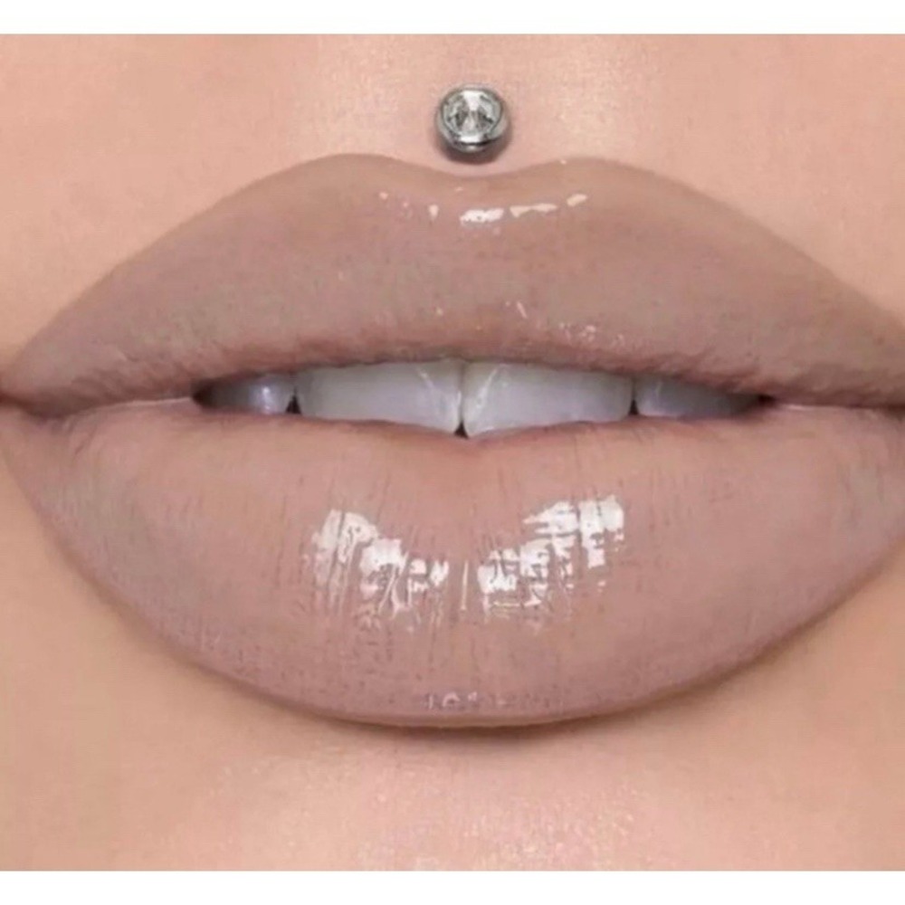 Jeffree Star Cosmetics The Gloss‎  Silk Rope Discontinued
